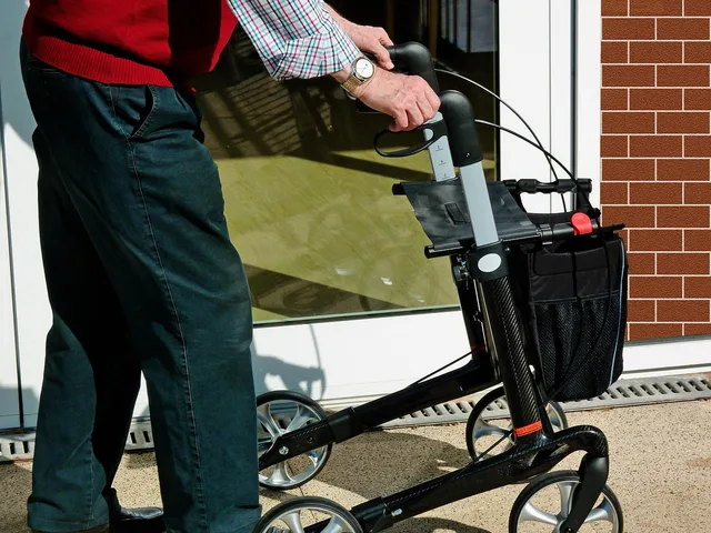 rollator, old, retirement home, retirement, walk, ill, slow, pension, maintenance, care insurance, pensioners, seniors, old people's home, rollator, rollator, rollator, rollator, rollator, retirement home, retirement. Travel mobility equipment time: annual service and tests