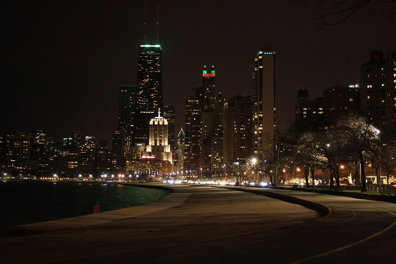 chicago, night view, buildings, architecture, roads, highways, lake michigan, evenings, dark, curved, skyscrapers, cityscape, america, illinois, urban, brown night, brown dark, brown lake, chicago, chicago, chicago, chicago, chicago. Chicago and Denver as bases for accessible Midwest and mountain trips