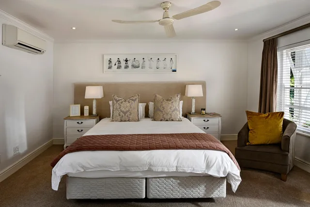 bedroom, interior design, bed, room, furniture, interior, indoors, bedroom interior, bedroom furniture, hotel room, house, home, bedroom, bedroom, bedroom, bedroom, bedroom, bed, bed, bed, room, hotel room, hotel room. Mobility friendly hotels comparison: three tiers, scored